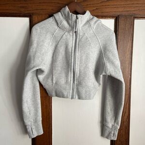 Lululemon Cropped Scuba